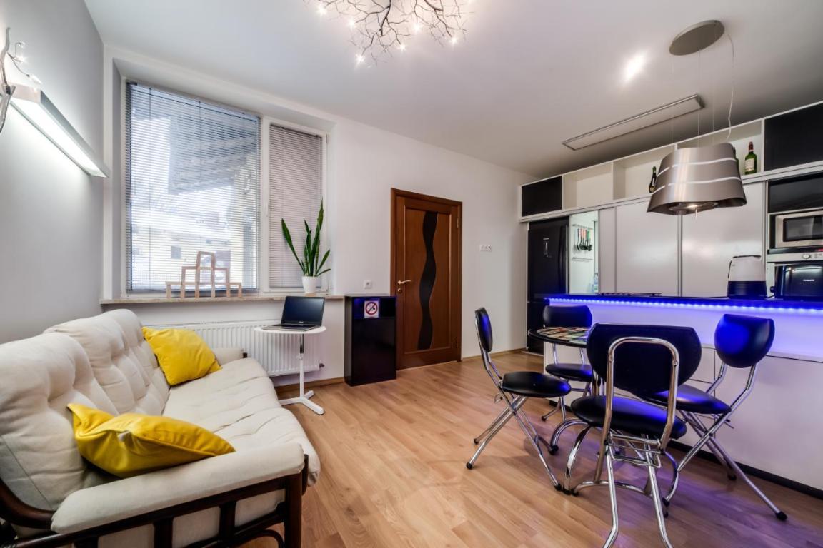 Sova Apartment Lviv Сenter Сity المظهر الخارجي الصورة